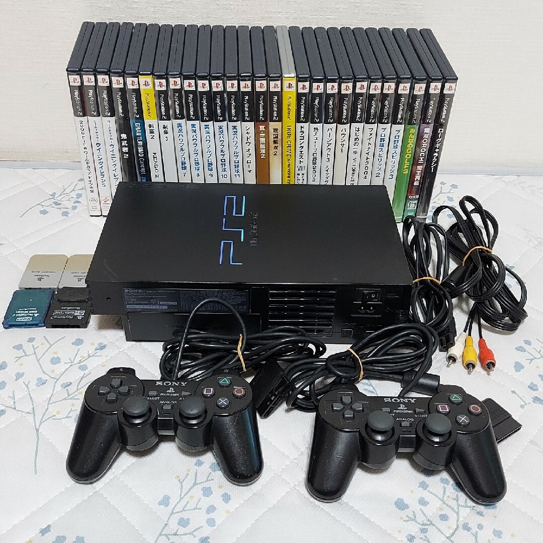 PS2本体（SCPH-30000）、メモリーカード、ソフトなどのセット | フリマアプリ ラクマ