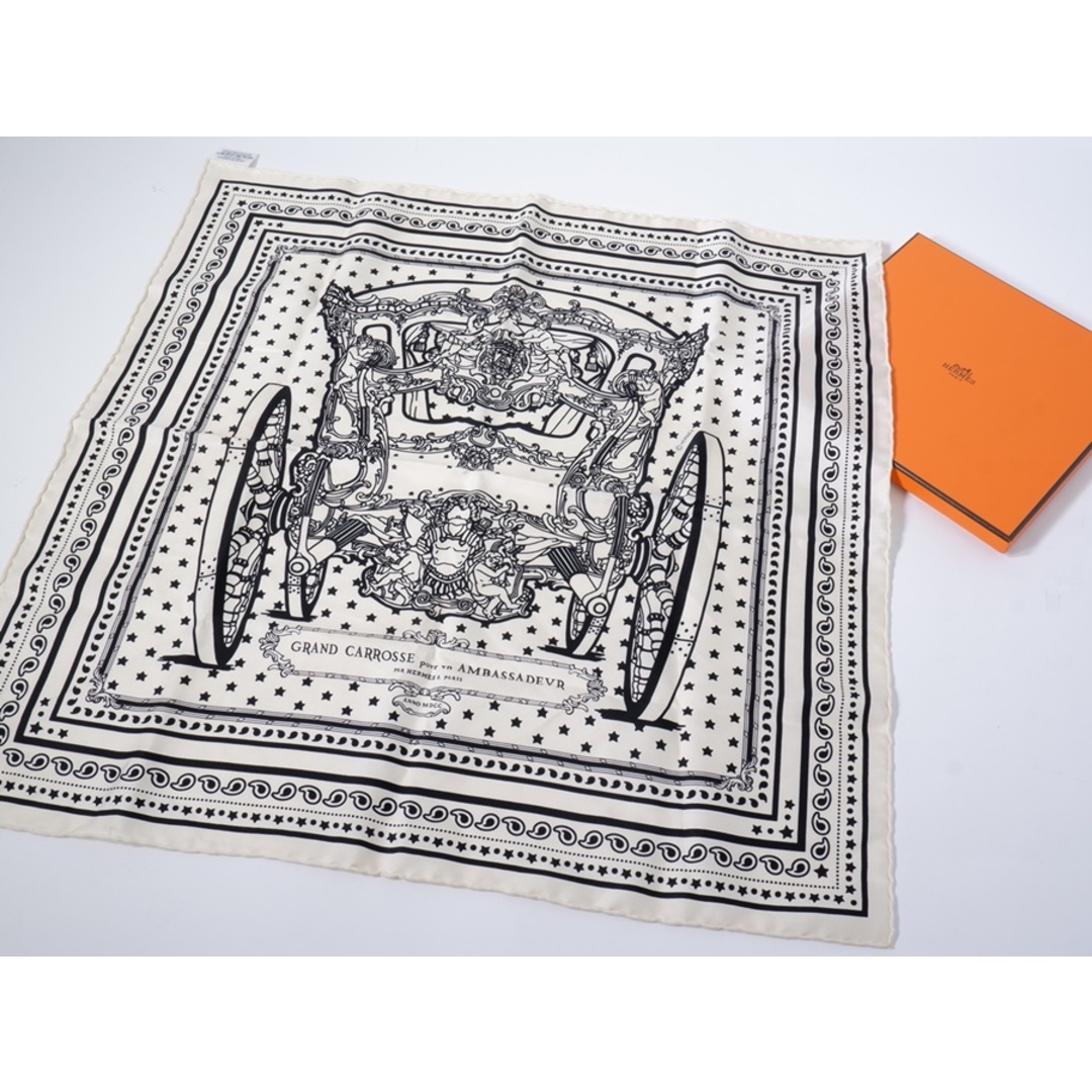 エルメスHERMES シルクスカーフ カレ55 Grand Carrosse povr vn エルメスHERMES シルクスカーフ カレ55 Grand Carrosse povr vn