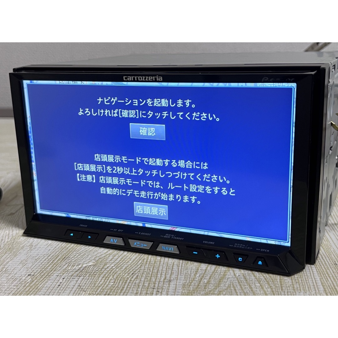 カロッツェリア Bluetooth内蔵 フルセグ DVD  カーナビZH09