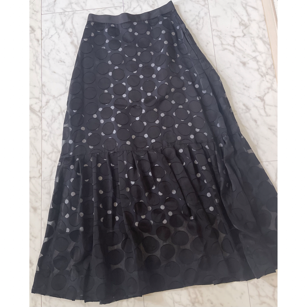 LE CIEL BLEU(ルシェルブルー)のルシェルブルー Dot Layered Maxi Skirt ドット スカート レディースのスカート(ロングスカート)の商品写真