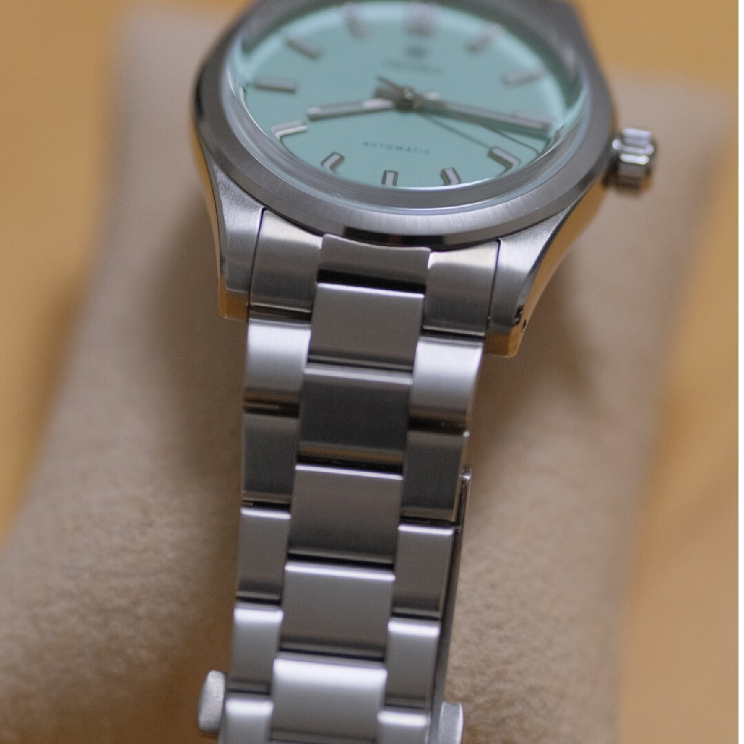 TRASKA COMMUTER ミントグリーン メンズの時計(腕時計(アナログ))の商品写真
