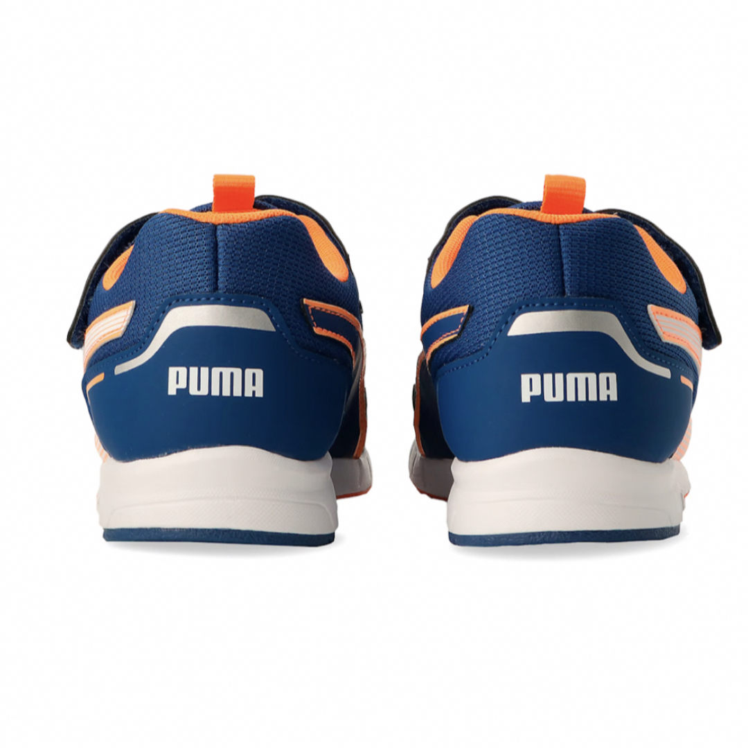 PUMA(プーマ)のキッズ プーマ スピードモンスター V4 スニーカー PUMA 21.5  キッズ/ベビー/マタニティのキッズ靴/シューズ(15cm~)(スニーカー)の商品写真