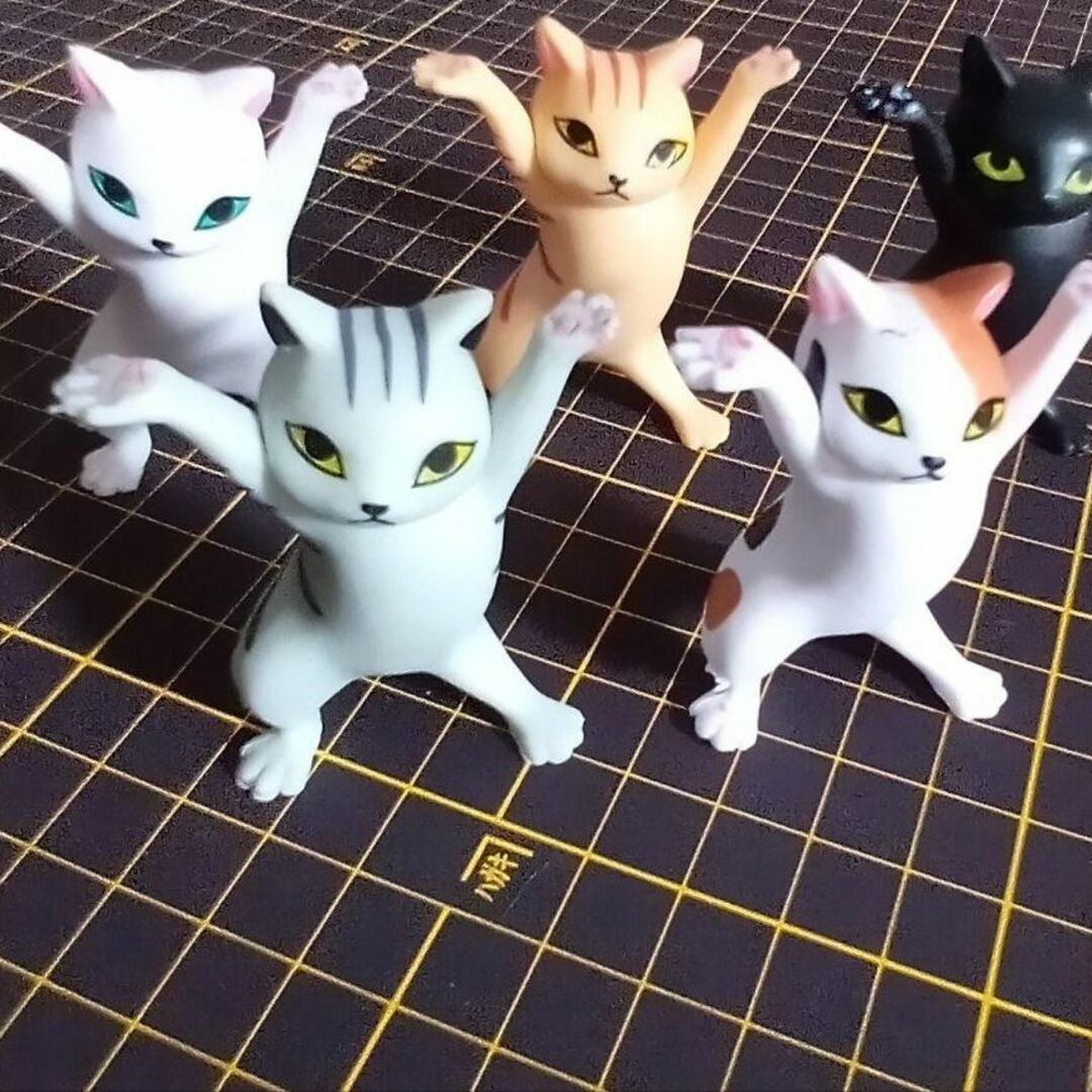 5匹組 ねこちゃん置物 猫フィギュア 猫好き まとめ売りの通販 5匹組 ねこちゃん置物 猫フィギュア 猫好き まとめ売りの通販