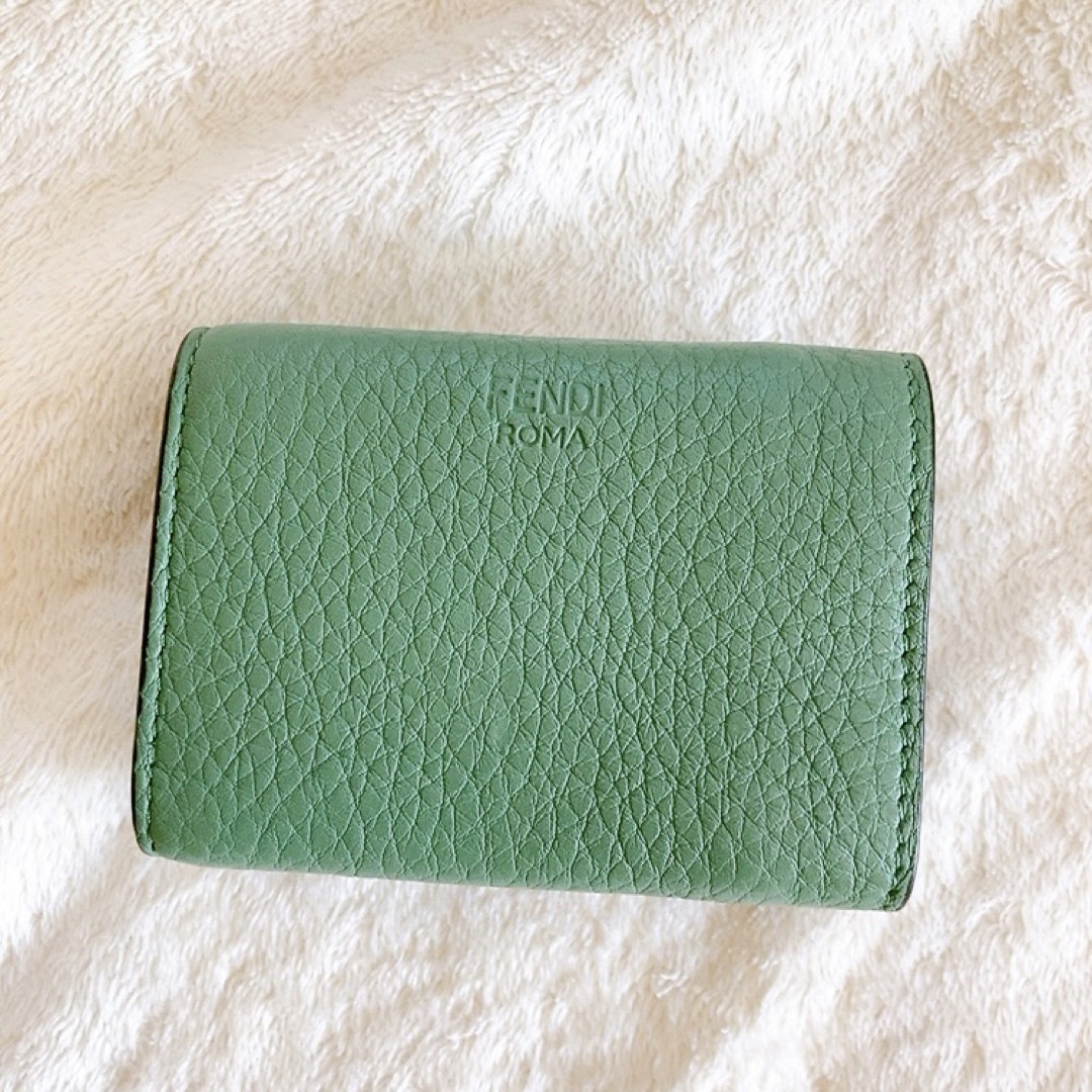 FENDI✨ピーカブー マイクロ✨三つ折り財布✨未使用