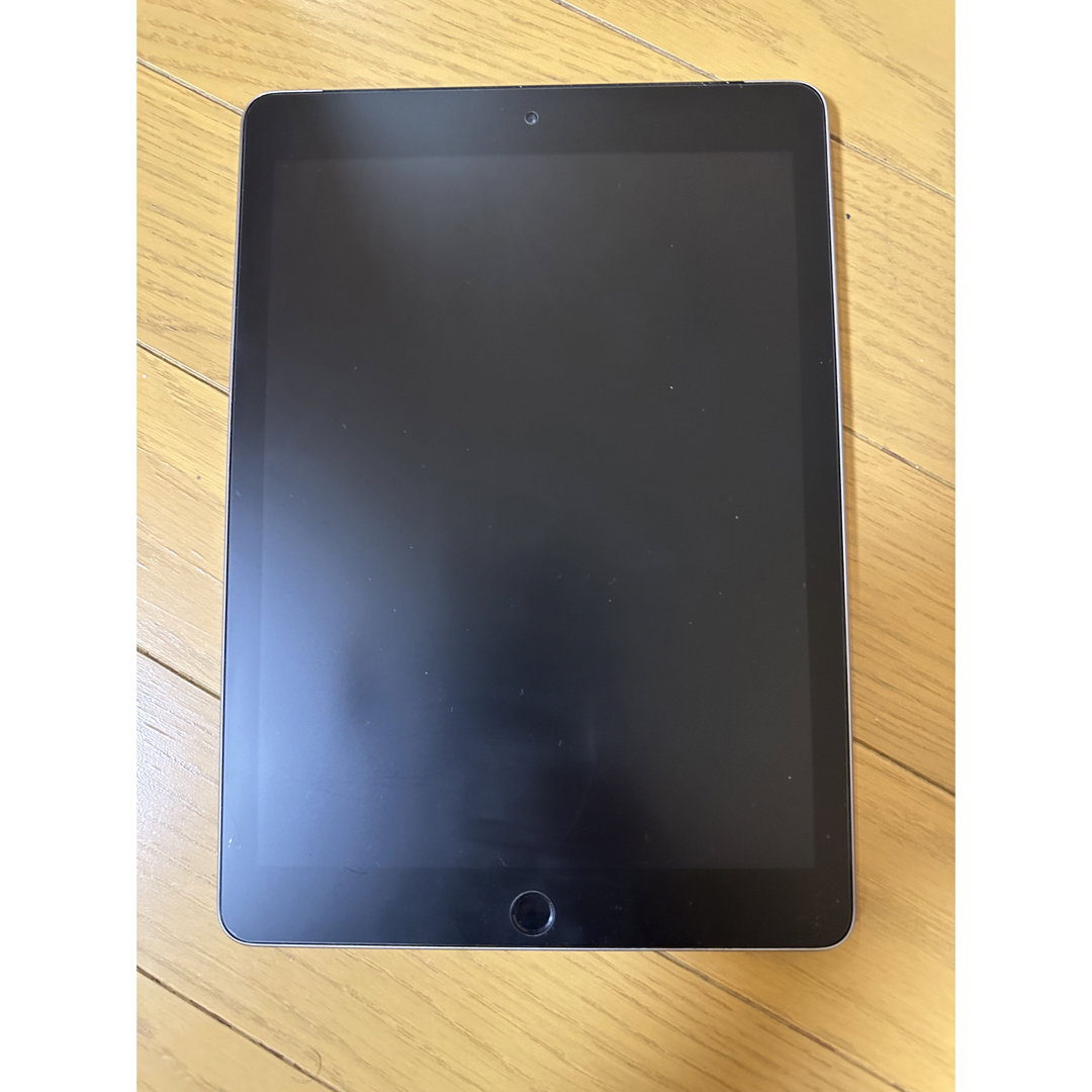 iPad 第6世代　32G 1