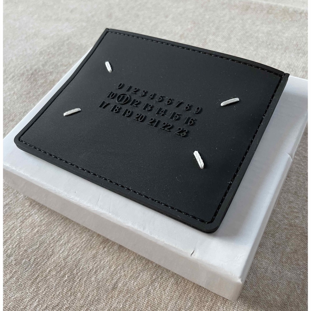 黒新品 メゾン マルジェラ カレンダーロゴ ラバー カードケース ブラック 財布