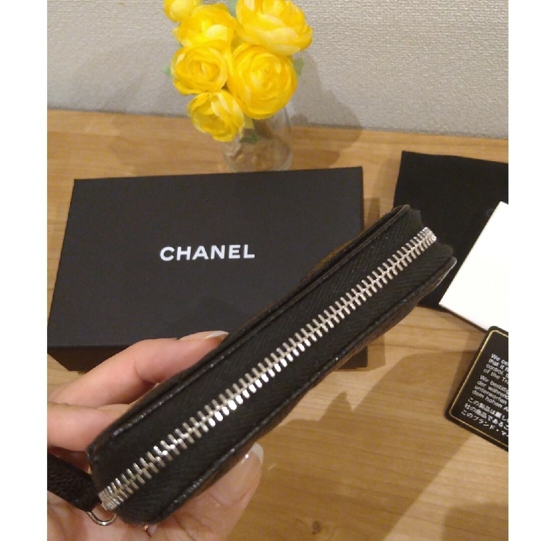 CHANEL(シャネル)のCHANEL　キャビアスキン　コインパース　AP0126 （黒）シルバー金具 レディースのファッション小物(コインケース)の商品写真
