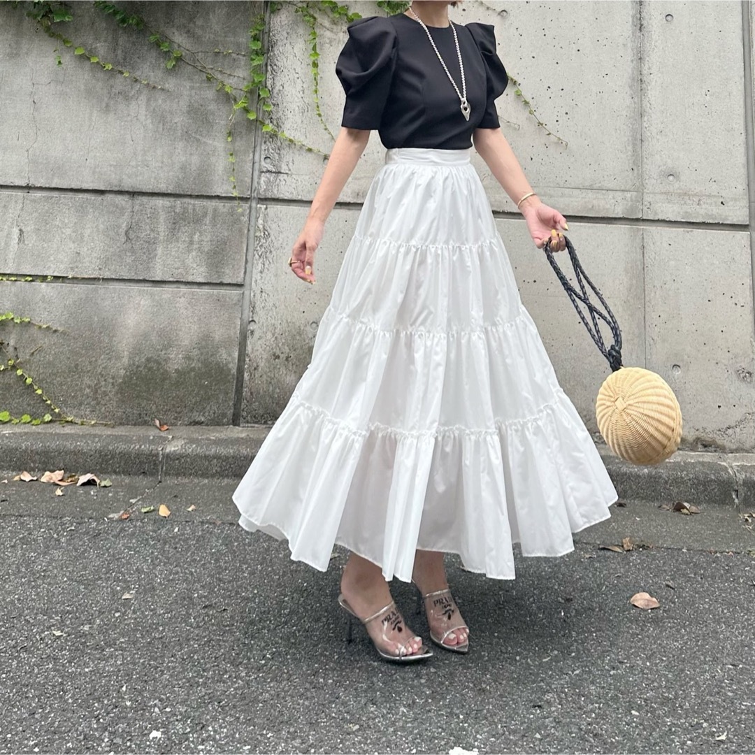 cygne シーニュ とんがり トップス 半袖 ブラック cygne シーニュ とんがり トップス 半袖 ブラック