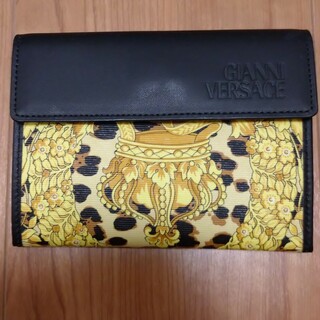 ジャンニヴェルサーチ(Gianni Versace)のGIANNI VERSACE ミニ財布(財布)