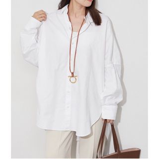 プラージュ(Plage)の美品　完売　プラージュ　Oxford Longシャツ　ホワイト(シャツ/ブラウス(長袖/七分))