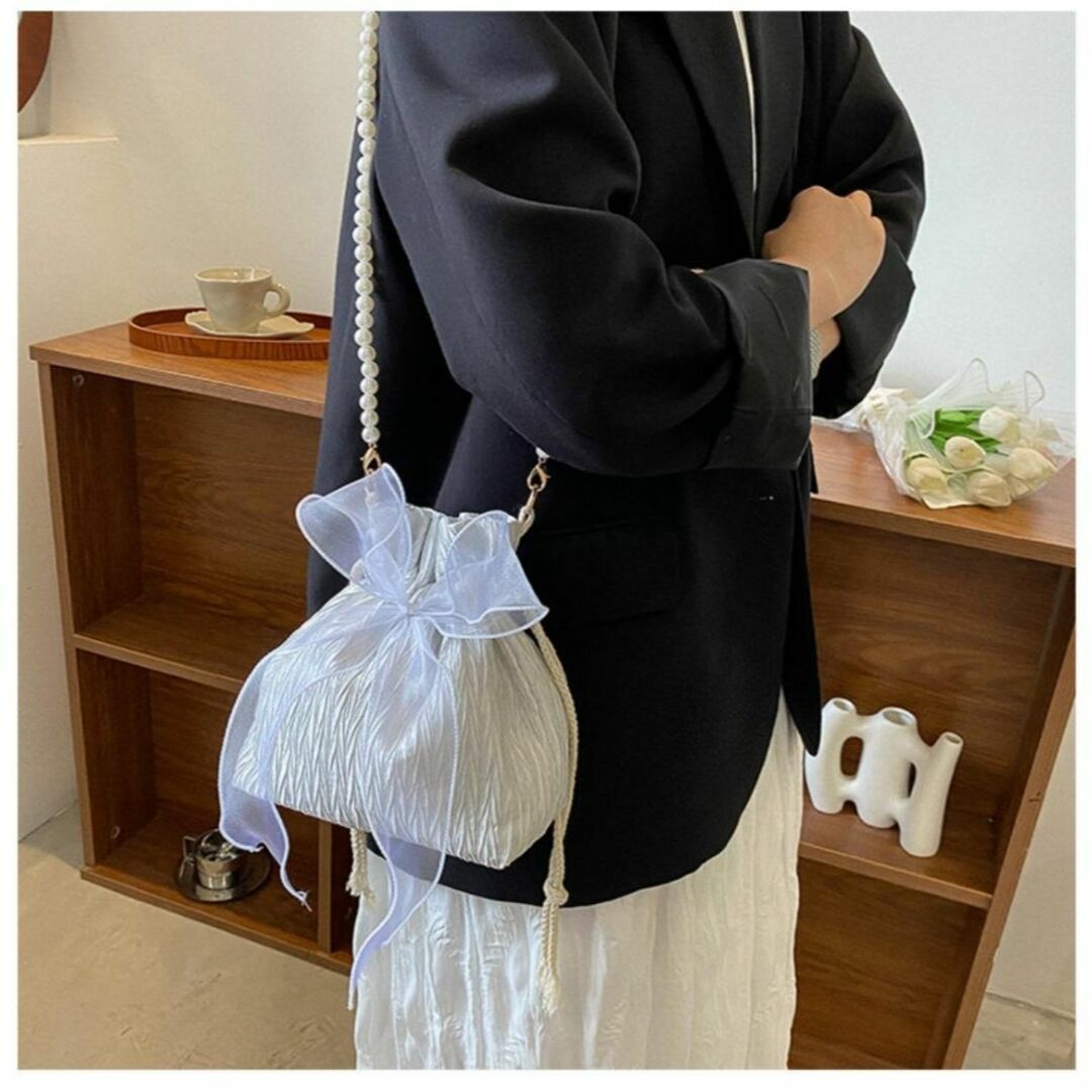 ショルダーバッグ パール リボン バケットバッグ 巾着 結婚式 ホワイト レディースのバッグ(ショルダーバッグ)の商品写真