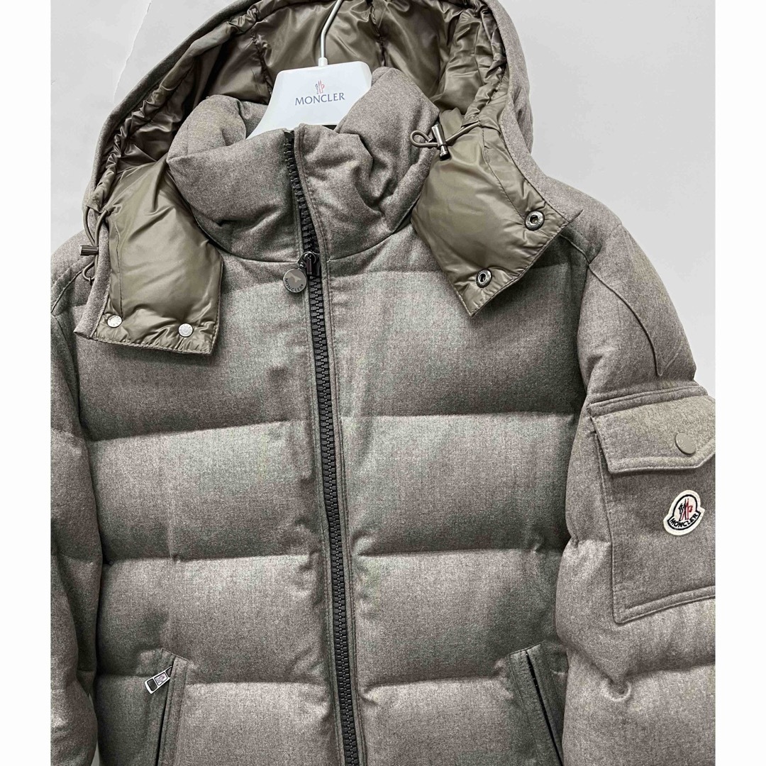 MONCLER - 美品 モンクレール モンジュネーブル ダウン サイズ2の通販