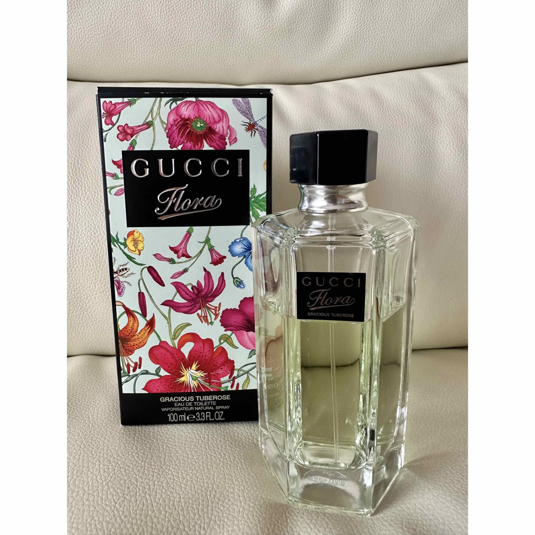 Gucci(グッチ)のフローラ　バイ　グッチ　ガーデン　グレイシャス　チュベローズ　オードトワレ コスメ/美容の香水(香水(女性用))の商品写真