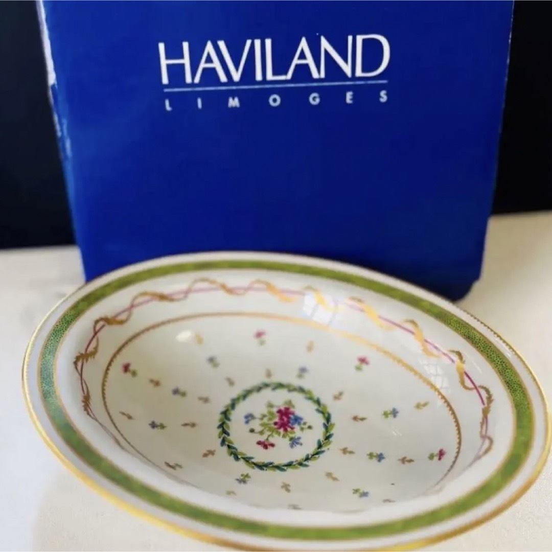 Haviland(アビランド)のアビランド　ヴューパリグリーン　オーバルボウル インテリア/住まい/日用品のキッチン/食器(食器)の商品写真