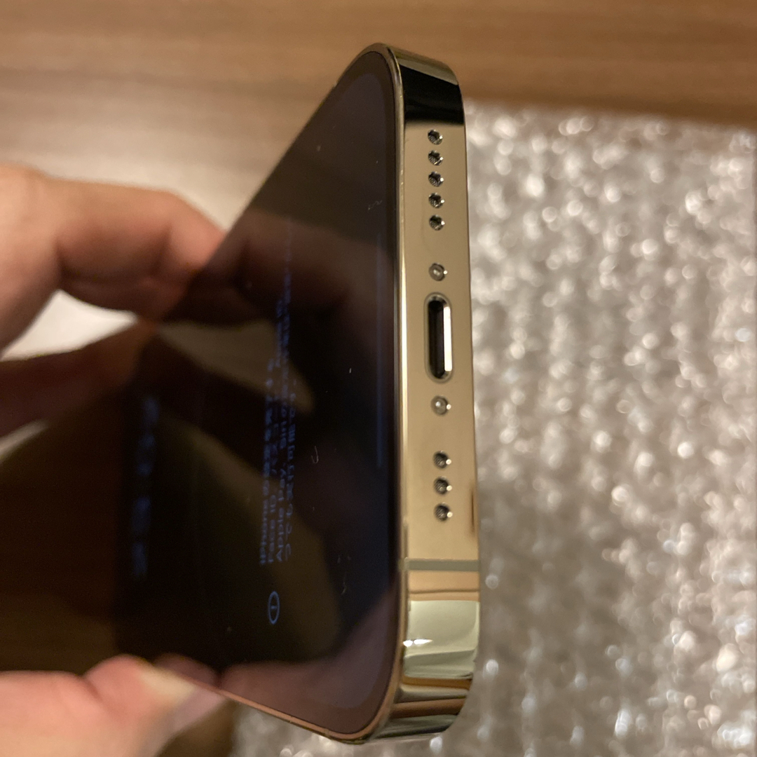 【超美品】 iPhone 14 pro 128GB ゴールド 電池容量100% 3