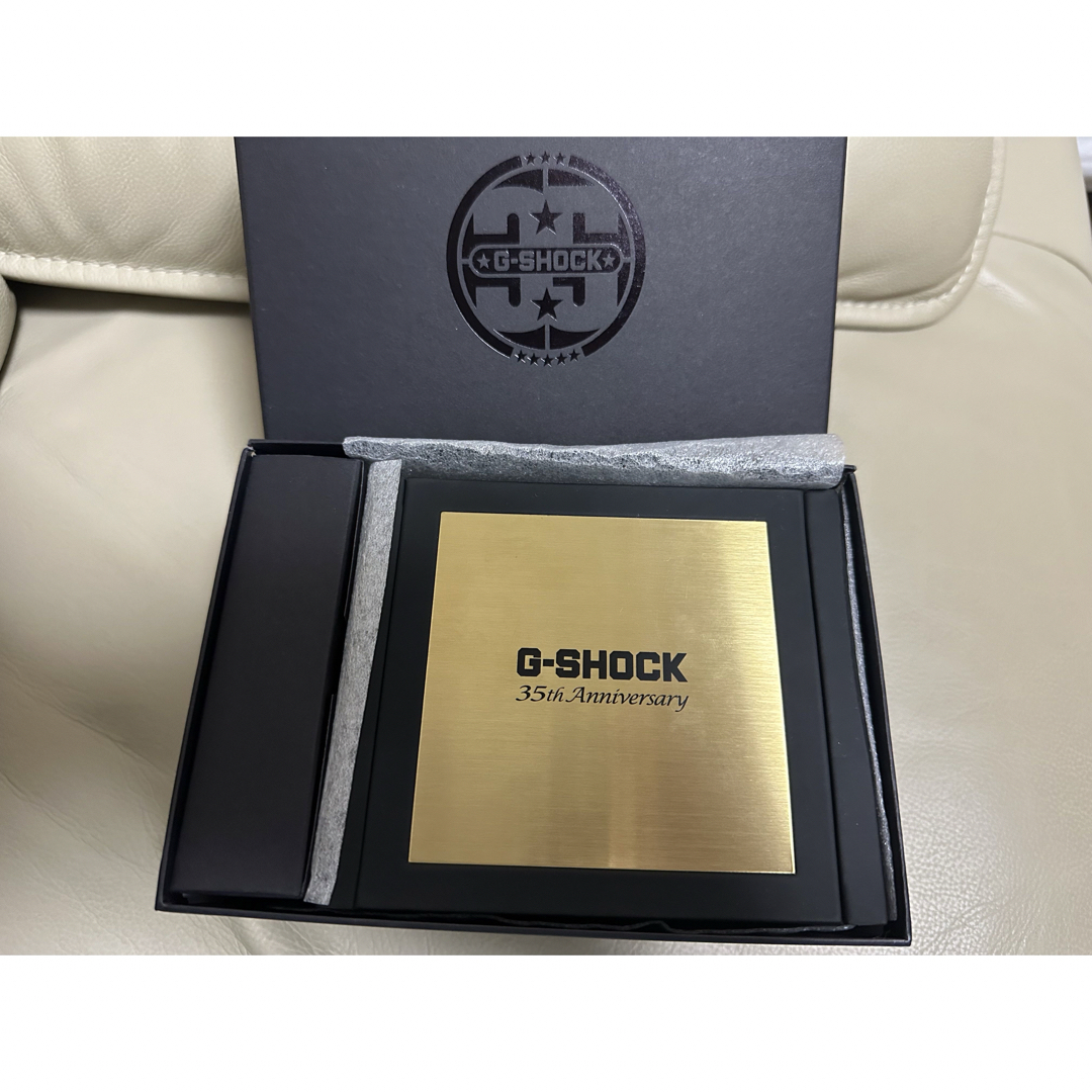 G-SHOCK(ジーショック)のG-SHOCK B5000TFG-9JR メンズの時計(腕時計(デジタル))の商品写真
