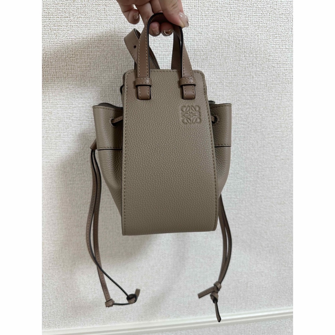 LOEWE ロエベ ハンモック ドローストリングバッグ ミニ サンド 新品未使用