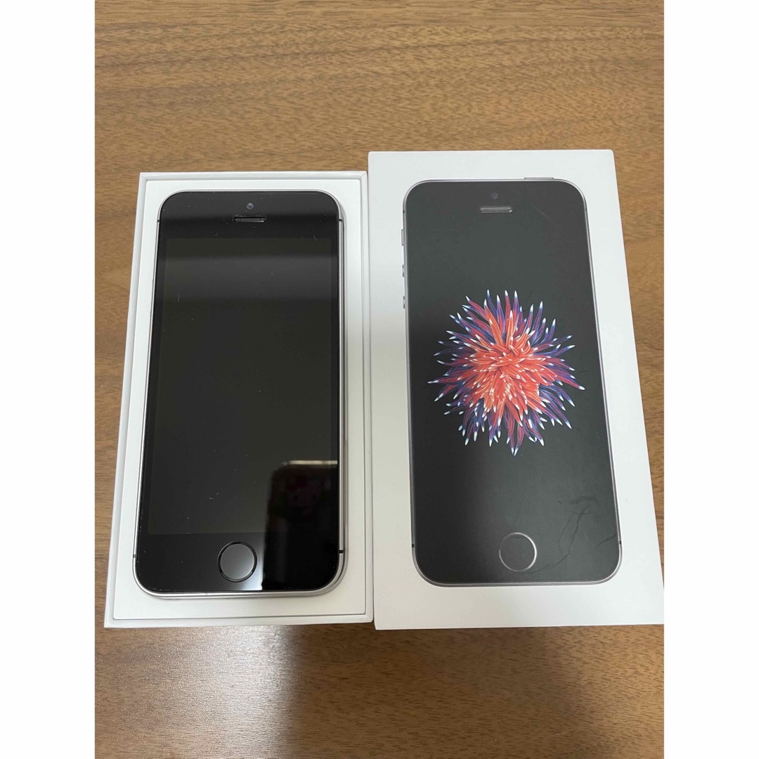 【新品】iPhone SE 本体