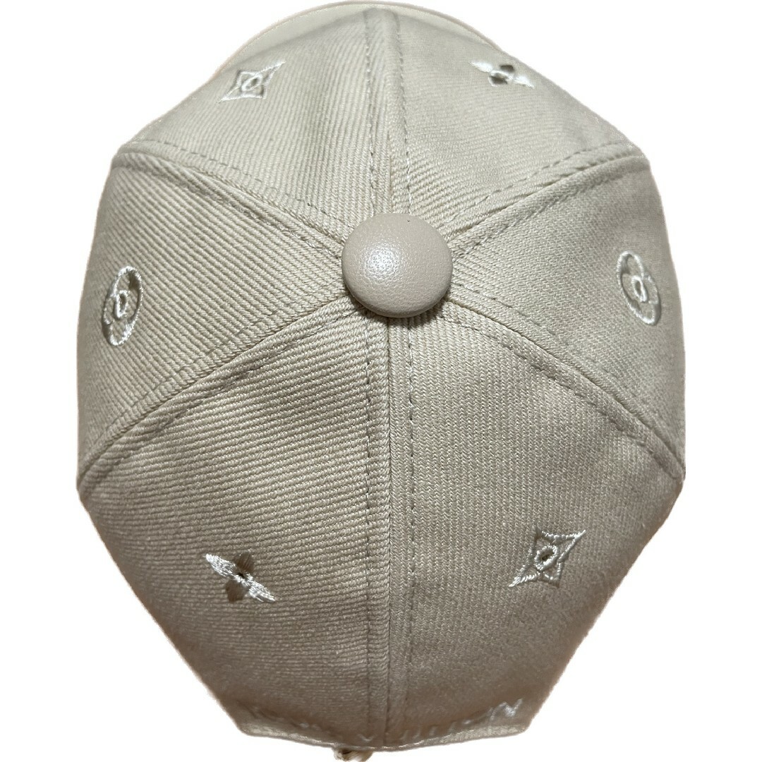 LOUIS VUITTON(ルイヴィトン)のルイヴィトン キャップ LV アイコニック 2023 帽子 ベースボールキャップ レディースの帽子(キャップ)の商品写真