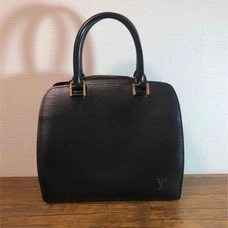 ルイヴィトン(LOUIS VUITTON)のLOUIS VUITTON ポンヌフ(ハンドバッグ)