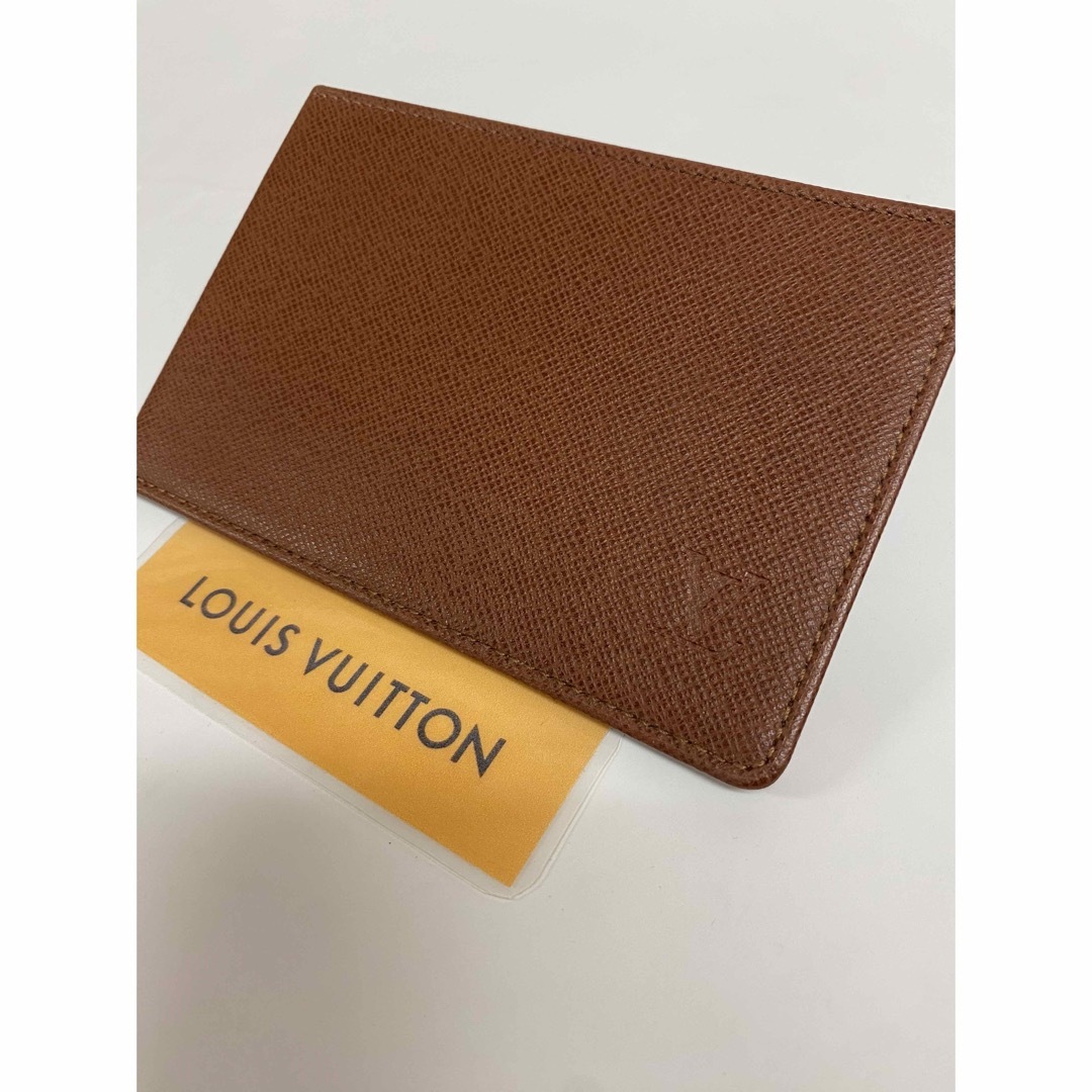 LOUIS VUITTON(ルイヴィトン)のLOUIS VUITTON タイガ パスケース レディースのファッション小物(名刺入れ/定期入れ)の商品写真