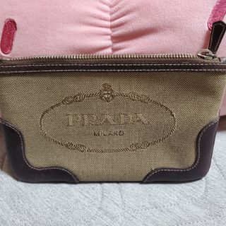 プラダ(PRADA)のPRADA　ポーチ(ポーチ)