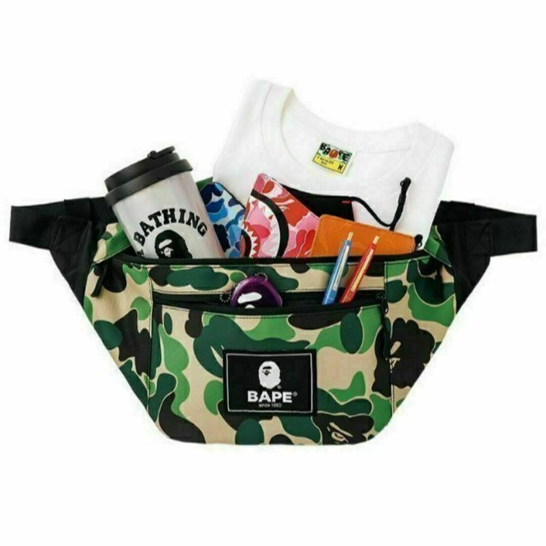 A BATHING APE(アベイシングエイプ)の【新品未使用】A BATHING APE ベイシングエイプ 大容量ボディバッグ メンズのバッグ(ボディーバッグ)の商品写真