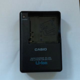 カシオ(CASIO)のCASIOデジカメ EXILIM用バッテリー充電器 BC-30L(その他)