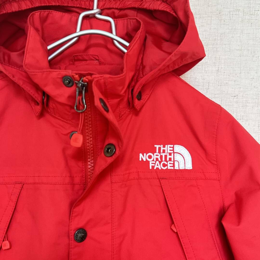 THE NORTH FACE(ザノースフェイス)のノースフェイス　マウンテンパーカー　 ナイロンジャケット  キッズ110 キッズ/ベビー/マタニティのキッズ服男の子用(90cm~)(ジャケット/上着)の商品写真