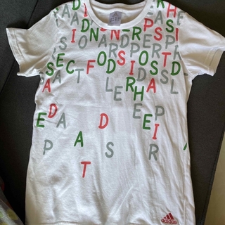 アディダス(adidas)のadidasＴシャツ(Tシャツ(半袖/袖なし))
