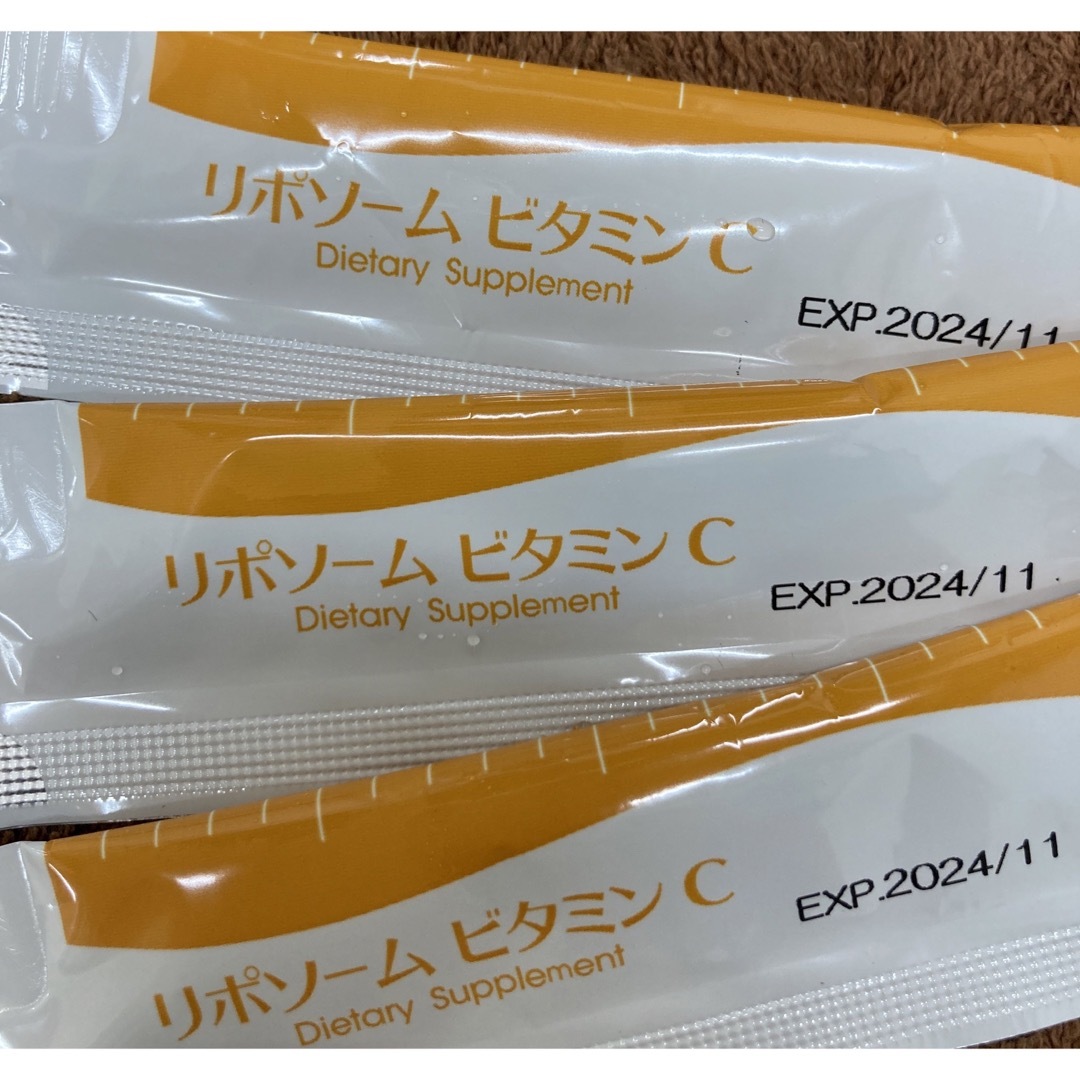 Lypo-Cリポ・カプセル ビタミンC 2箱60包の通販 by レオニダス's shop