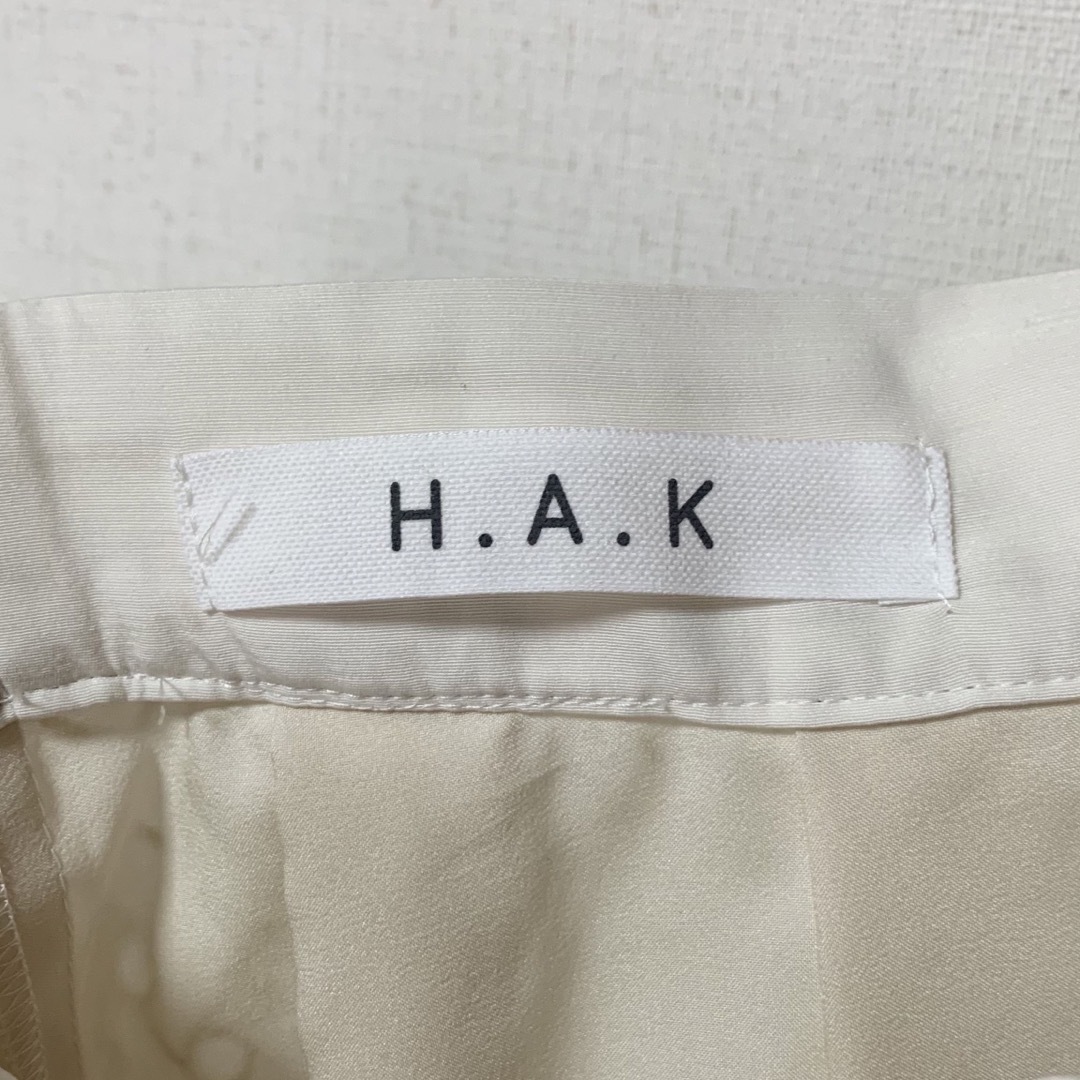 H.A.K(ハク)のH.A.K レーススカート 日本製 レディースのスカート(ひざ丈スカート)の商品写真