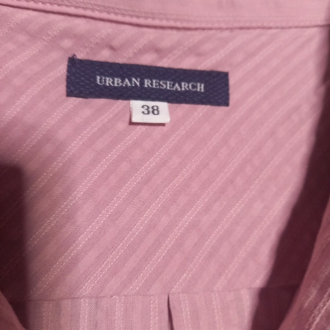 URBAN RESEARCH(アーバンリサーチ)のURBAN RESEARCHスキッパー綿シャツ長袖ピンク38未使用タグ付 メンズのトップス(シャツ)の商品写真