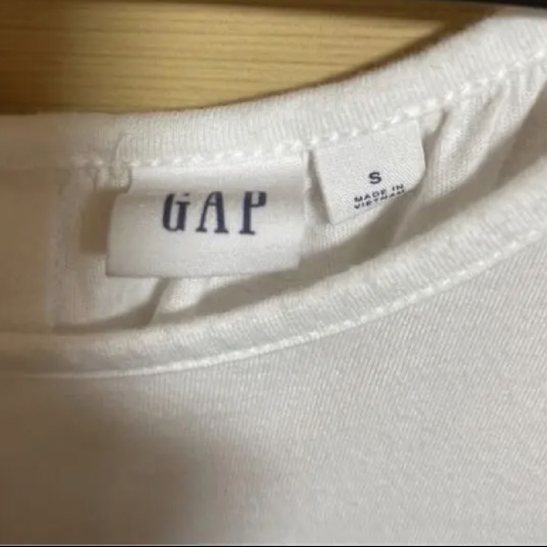 GAP(ギャップ)のGAP Womens ノースリーブトップス　Mサイズ　USサイズS レディースのトップス(カットソー(半袖/袖なし))の商品写真