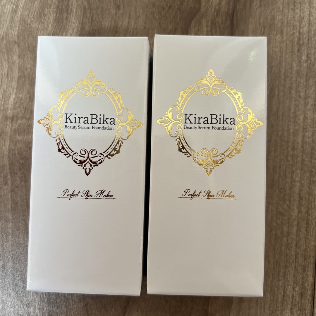 KiraBika ライトオークル ビューティセラム リキッドファンデーション コスメ/美容のベースメイク/化粧品(ファンデーション)の商品写真