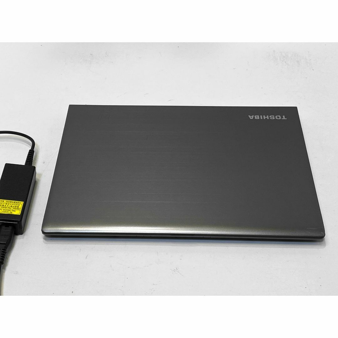 薄型dynabook R63/J i5第7世代 SSD256Gb MEM8Gb