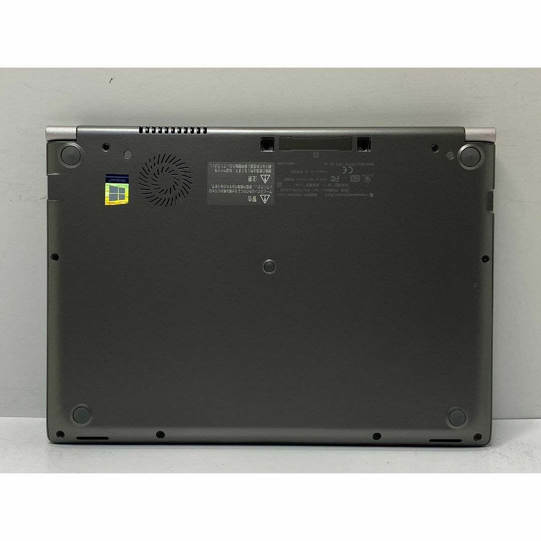 薄型dynabook R63/J i5第7世代 SSD256Gb MEM8Gb
