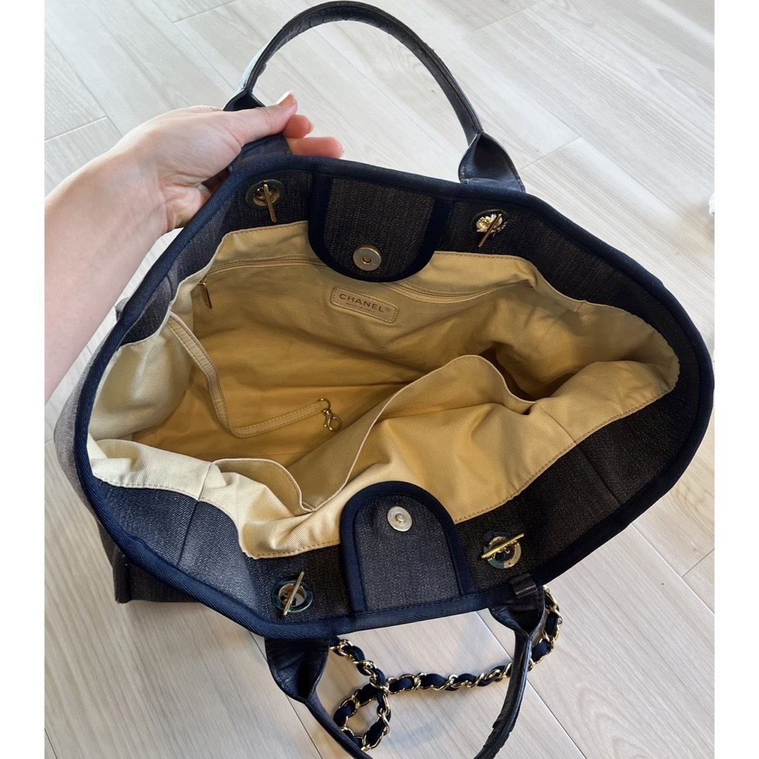 CHANEL】デニムトートバッグ【シャネル】 CHANEL】デニムトートバッグ【シャネル】