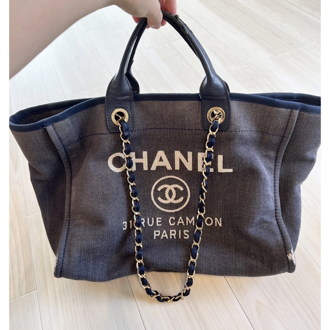 CHANEL】デニムトートバッグ【シャネル】 CHANEL】デニムトートバッグ【シャネル】