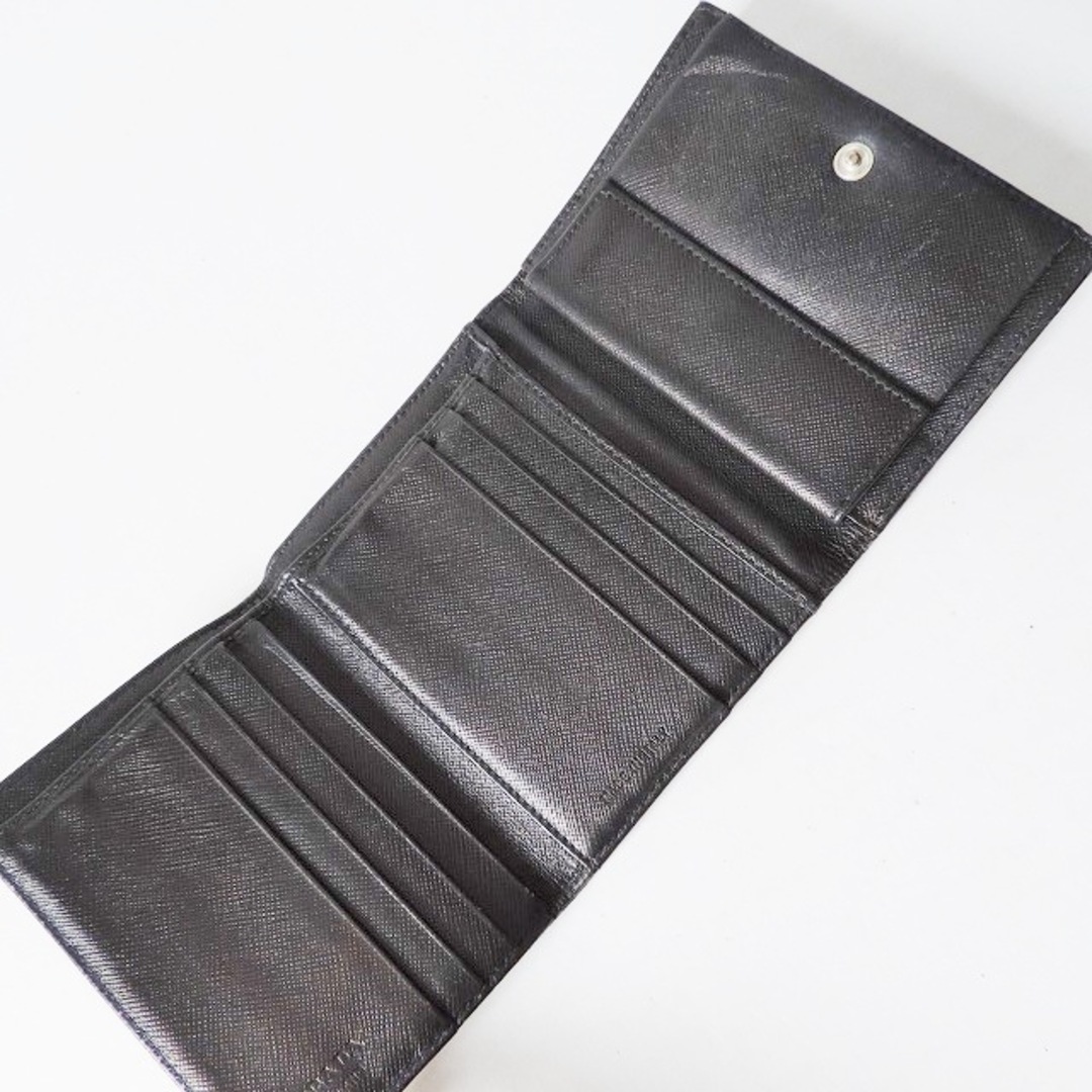 日本に 【極美品】プラダ 三つ折り財布 NERO ブラック レザー ゴールド