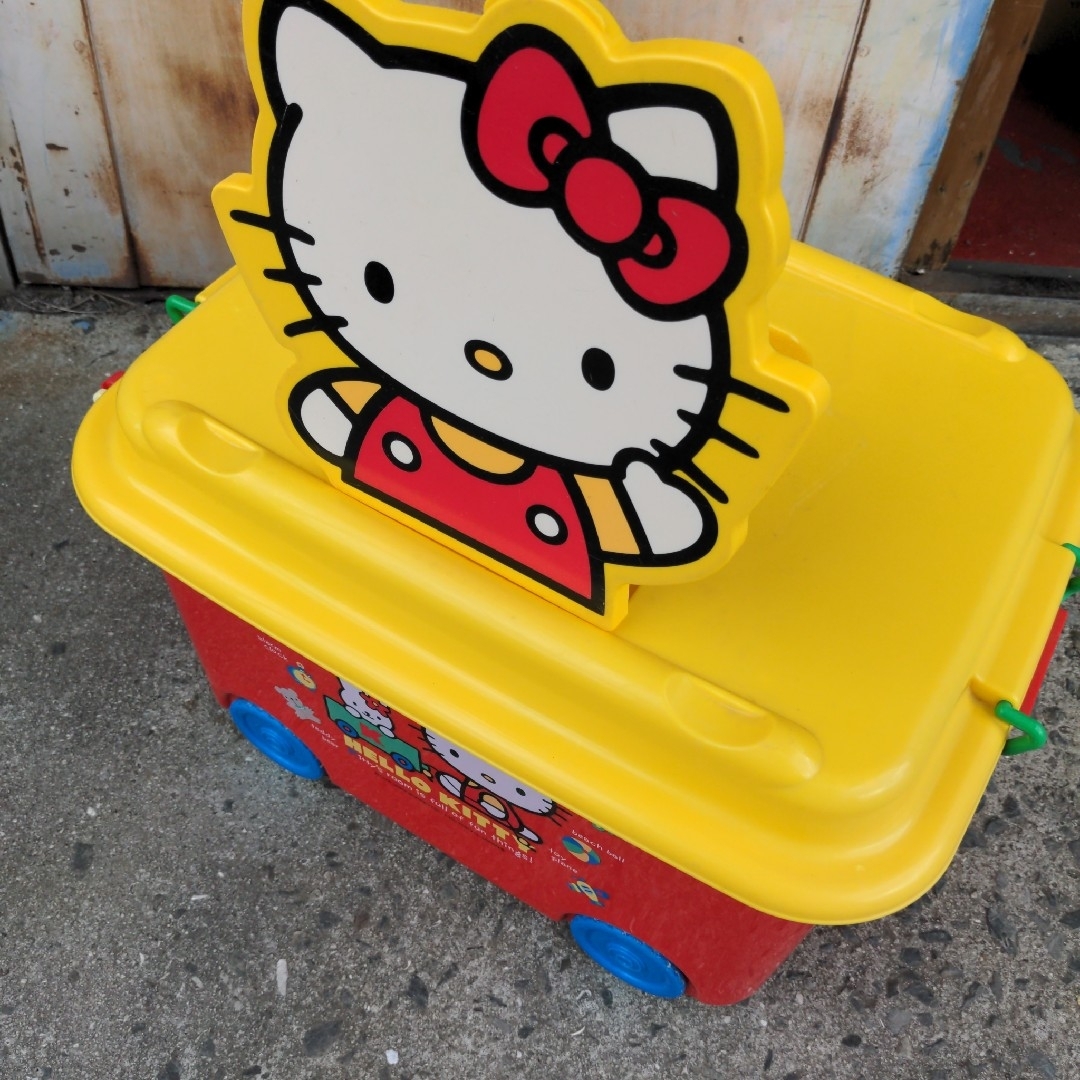 ハローキティのおもちゃ箱 収納 ケース ボックス/キティちゃんの ハローキティのおもちゃ箱 収納 ケース ボックス/キティちゃんの