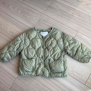 ザラキッズ(ZARA KIDS)のZARA キッズ　80 カーキ　アウター　襟なし(ジャケット/コート)