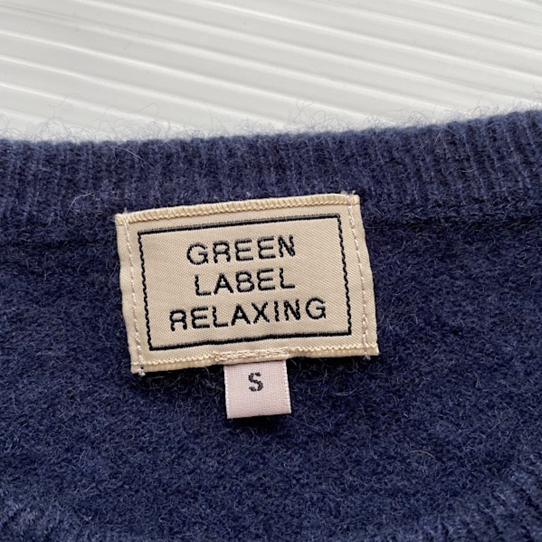 UNITED ARROWS green label relaxing(ユナイテッドアローズグリーンレーベルリラクシング)のユナイテッドアローズ　ニット　レディース　カシミヤ100% ネイビー　S レディースのトップス(ニット/セーター)の商品写真