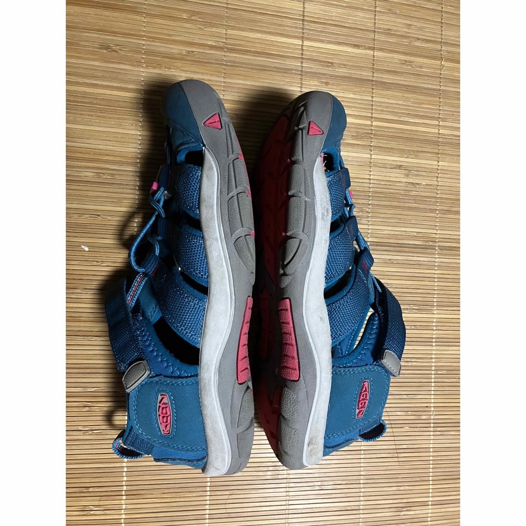 KEEN ニューポートエイチツー　23.5cm 2