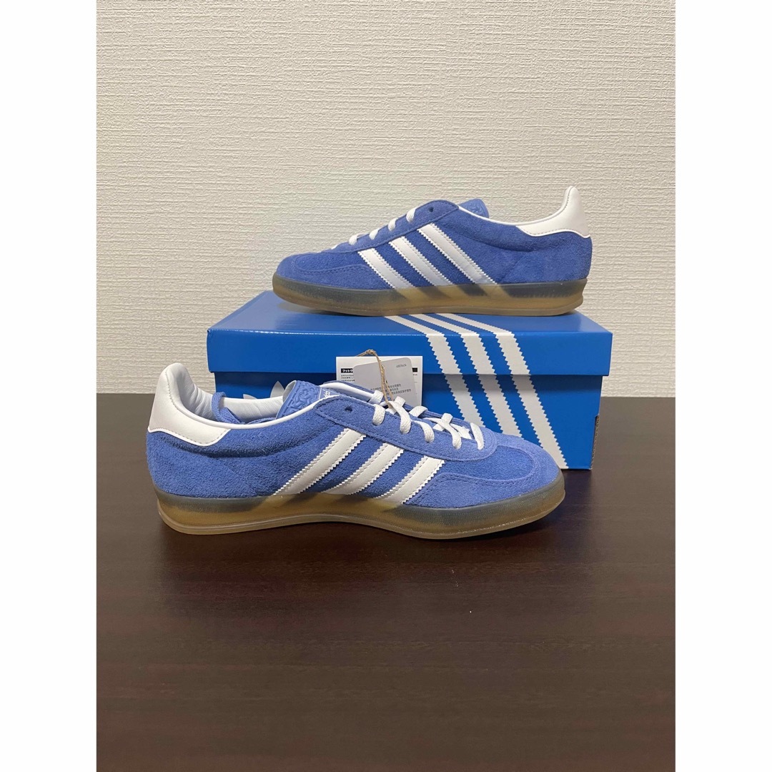 新品未使用 23.5㎝ GAZELLE INDOOR ガゼル インドア