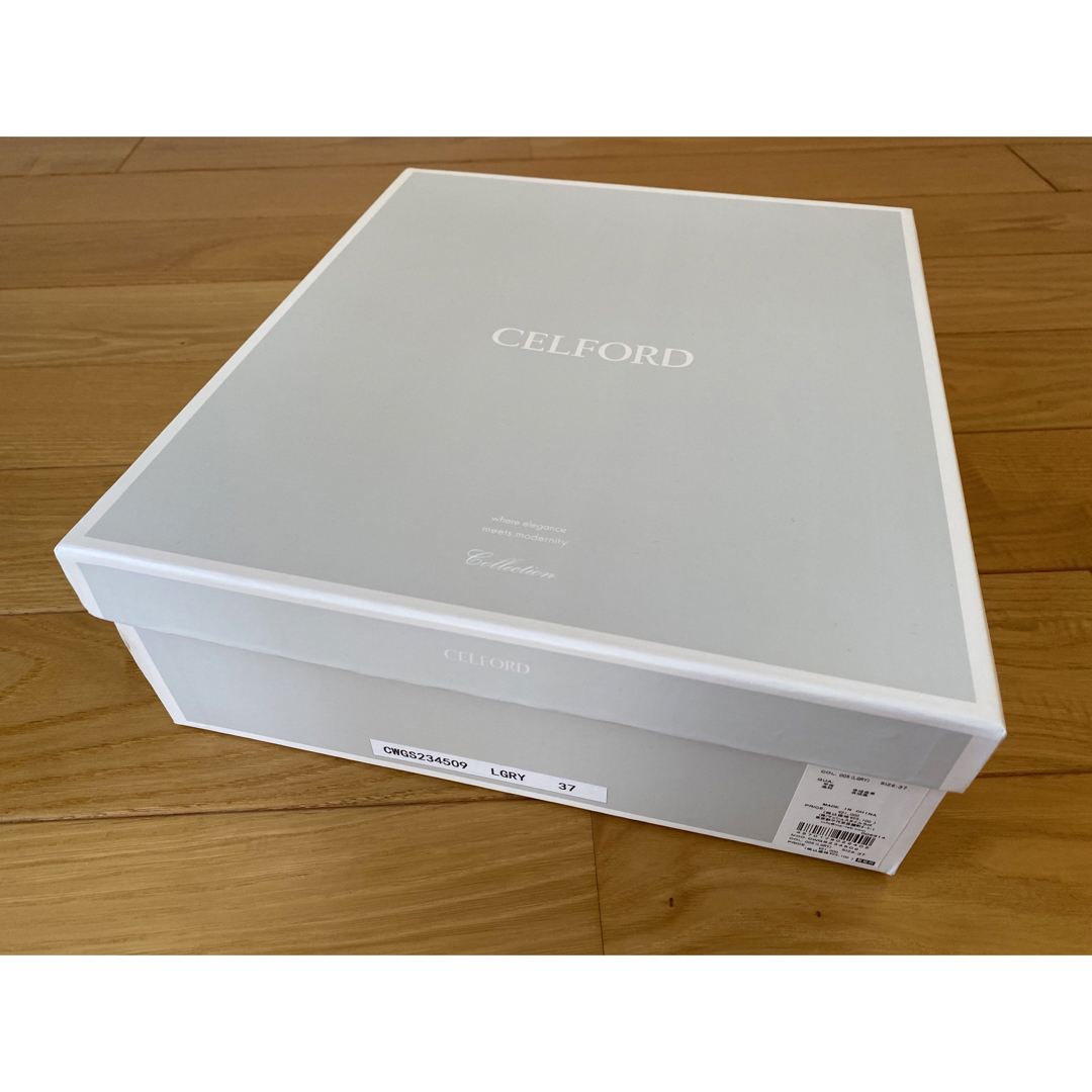 CELFORD(セルフォード)のCELFORD（セルフォード）  ラインビジューショートブーツ 37 レディースの靴/シューズ(ブーツ)の商品写真