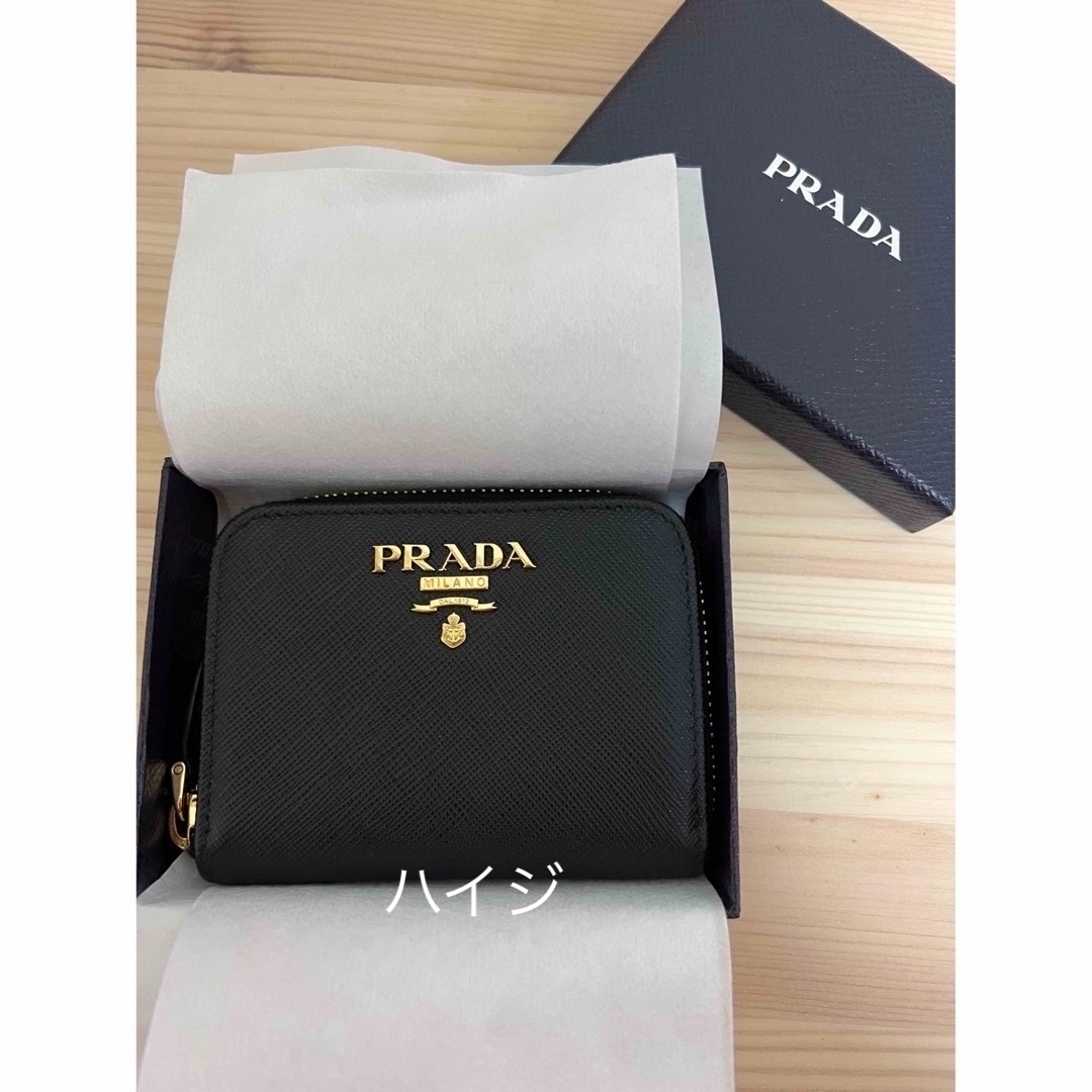 PRADA(プラダ)の極美品 PRADA プラダ 財布 カードケース サフィアーノ  レディースのファッション小物(コインケース)の商品写真