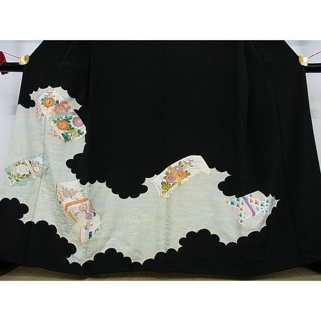 平和屋-こころ店■豪華黒留袖 駒刺繍 貝合わせ人物風景花文 金彩 着丈168cm 裄丈67.5cm 正絹 逸品 未使用 B-wt9364