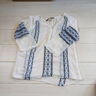 ザラ(ZARA)のZARA 刺繍　シフォン　チュニック(チュニック)