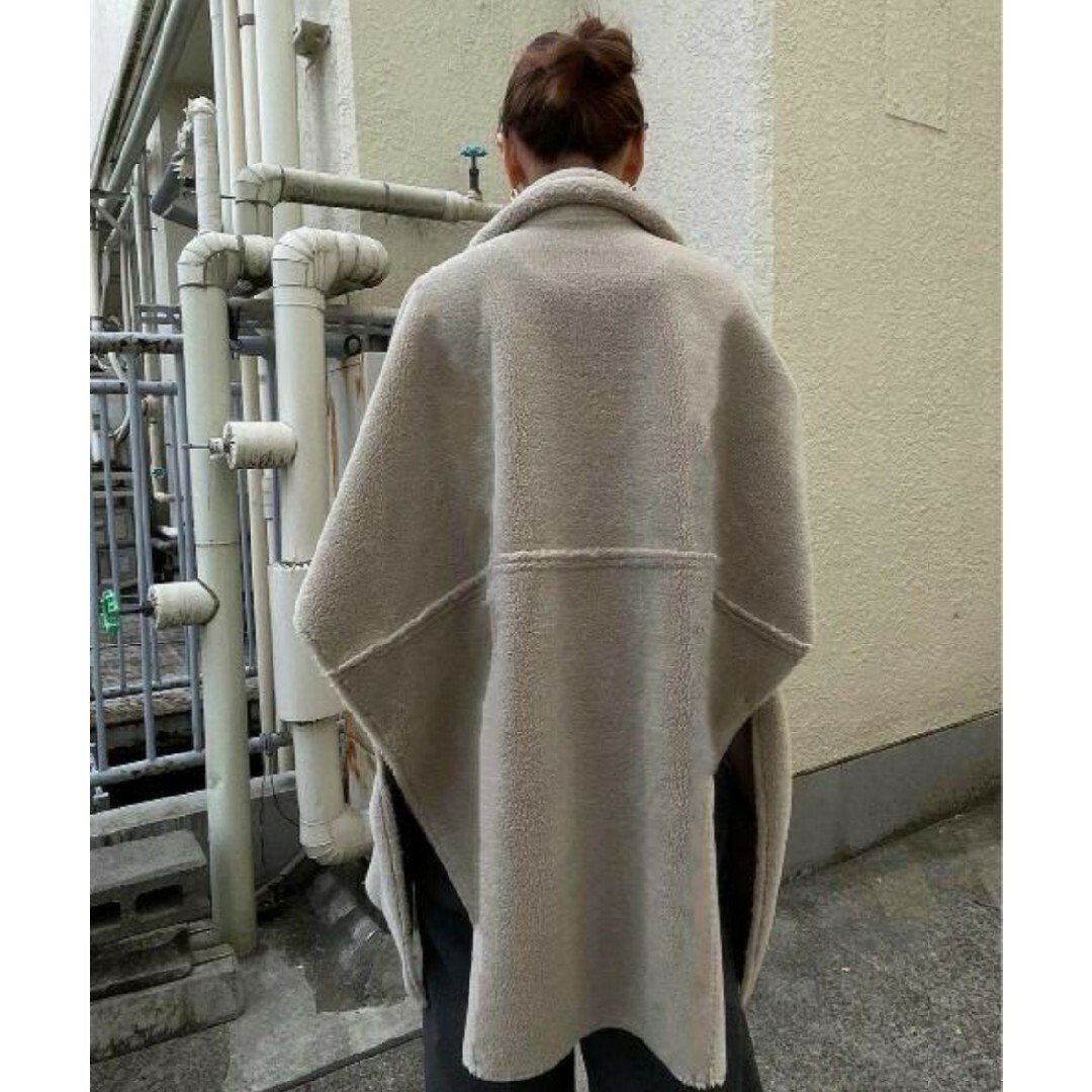 AMERI REVERSIBLE BOA PONCHO COAT - ポンチョ